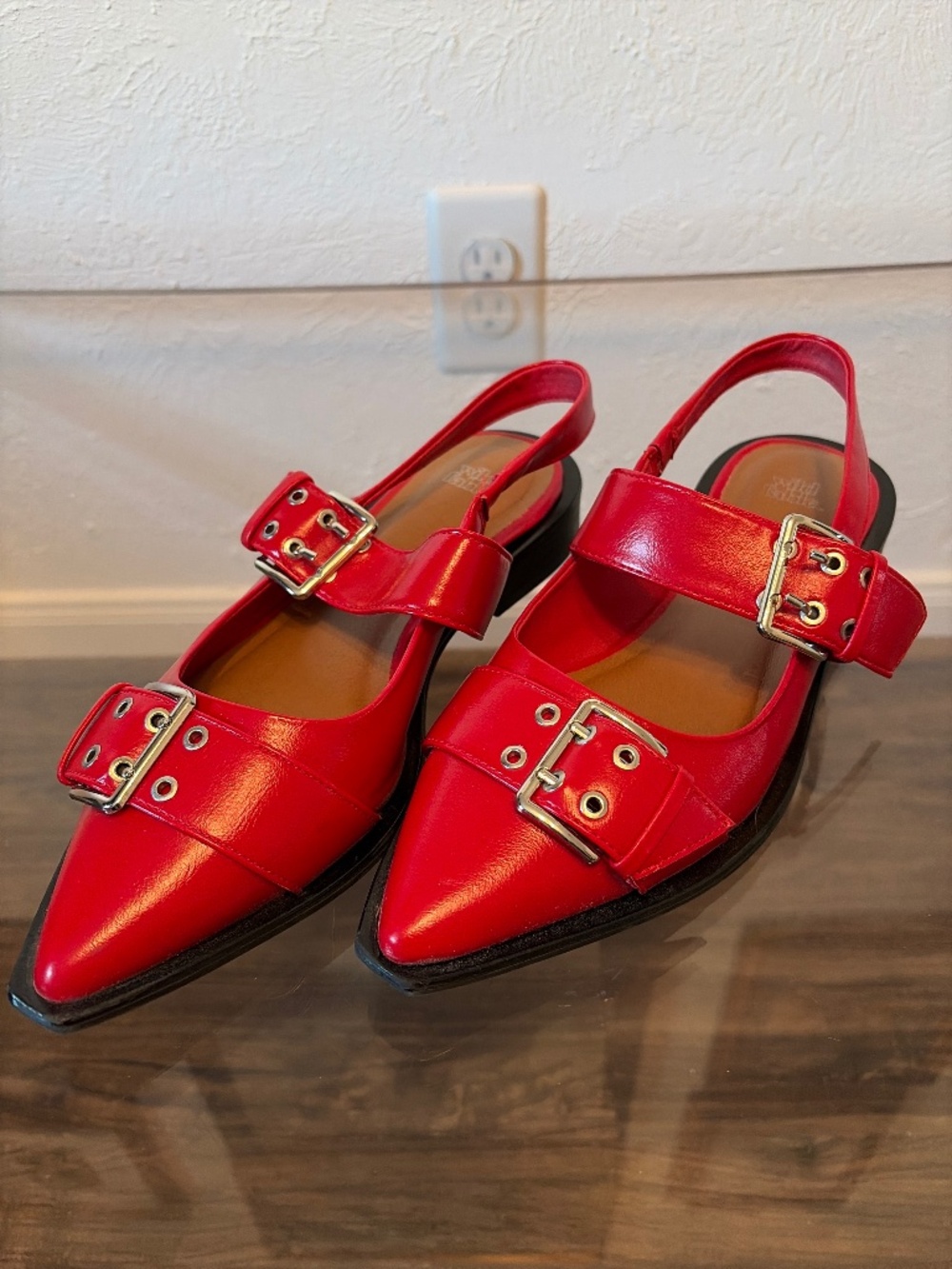 Wild fable sandals